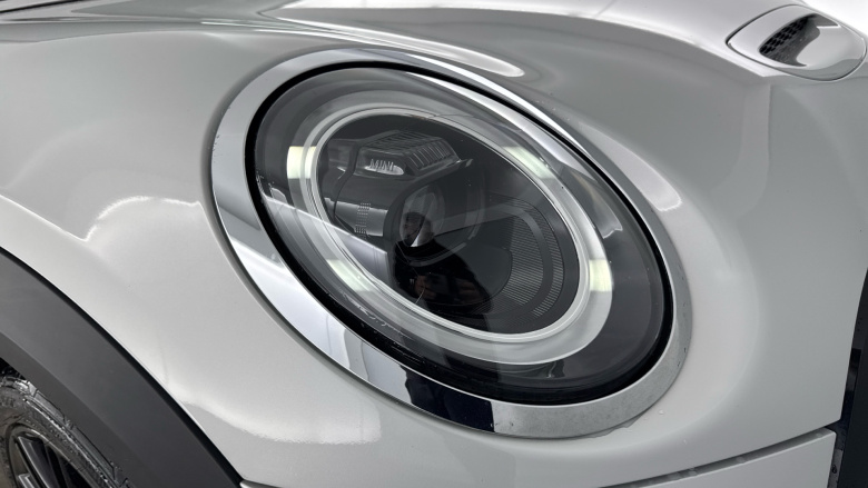 MINI Hatchback 135kW Cooper S Level 2 33kWh 3dr Auto Electric Hatchback